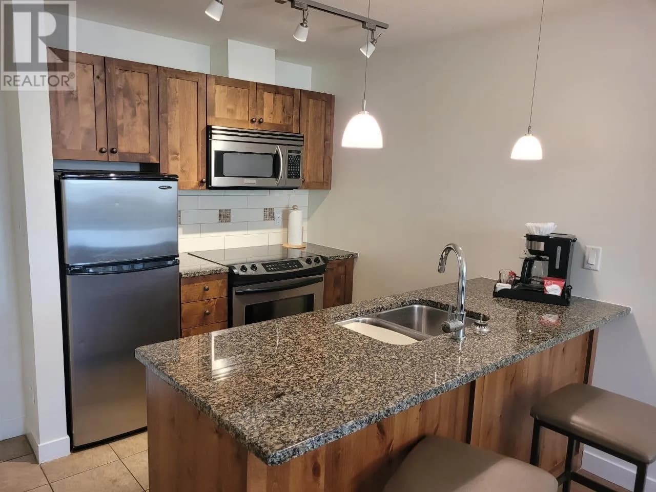 #110 4200 Lakeshore Drive, Osoyoos, BC photo 2