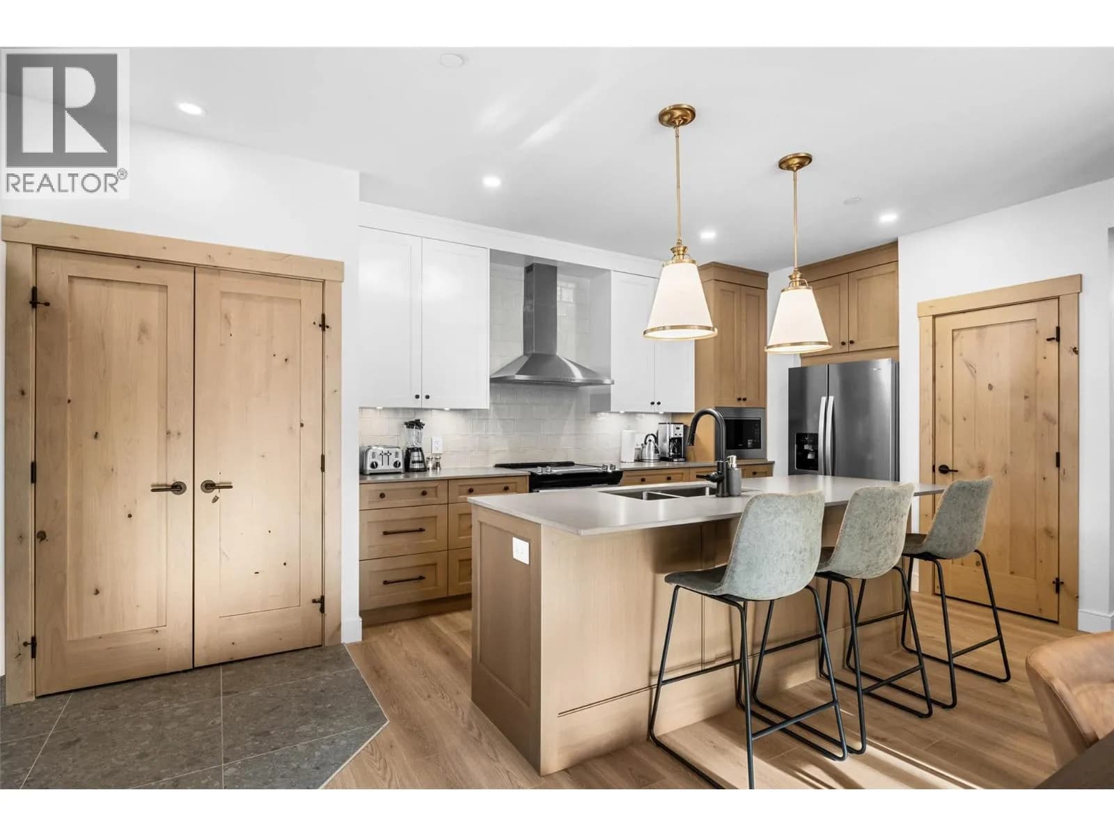 #11 7005 MCGILLIVRAY LAKE Drive, Sun Peaks, BC photo 5