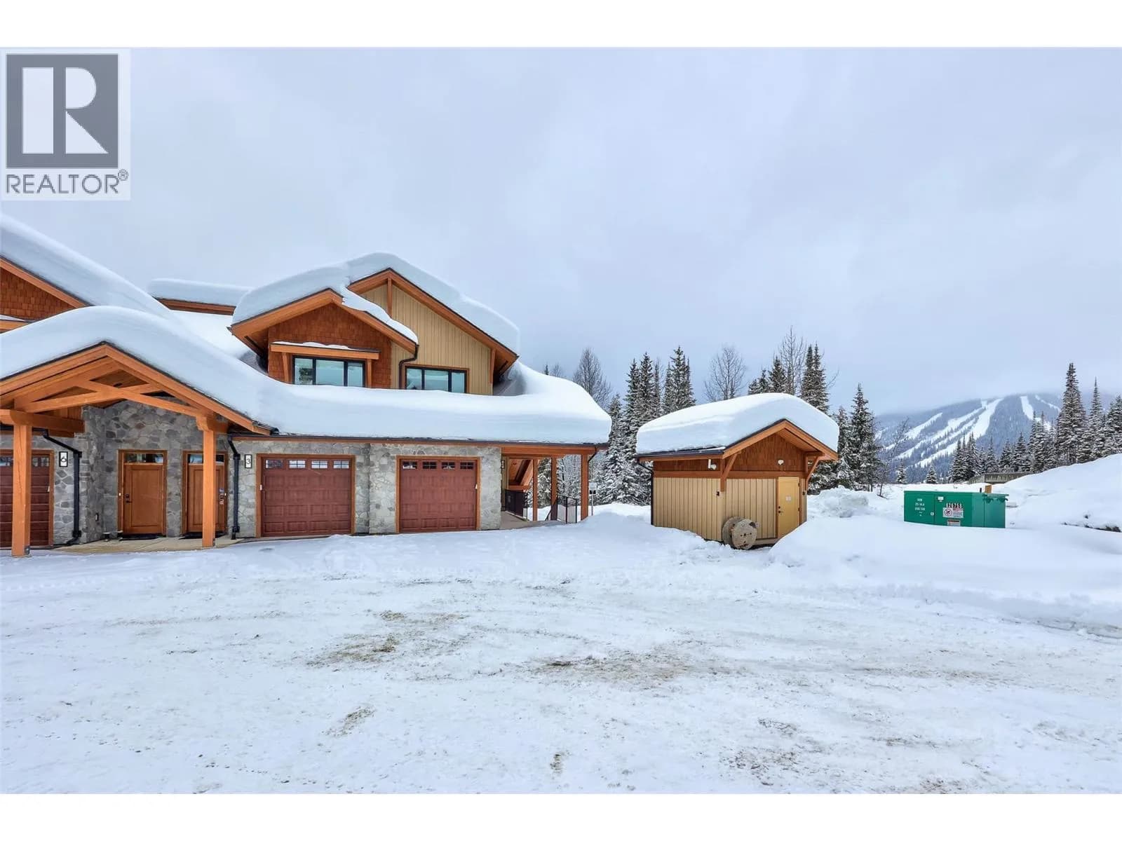 #7 7005 MCGILLIVRAY LAKE Drive, Sun Peaks, BC photo 2