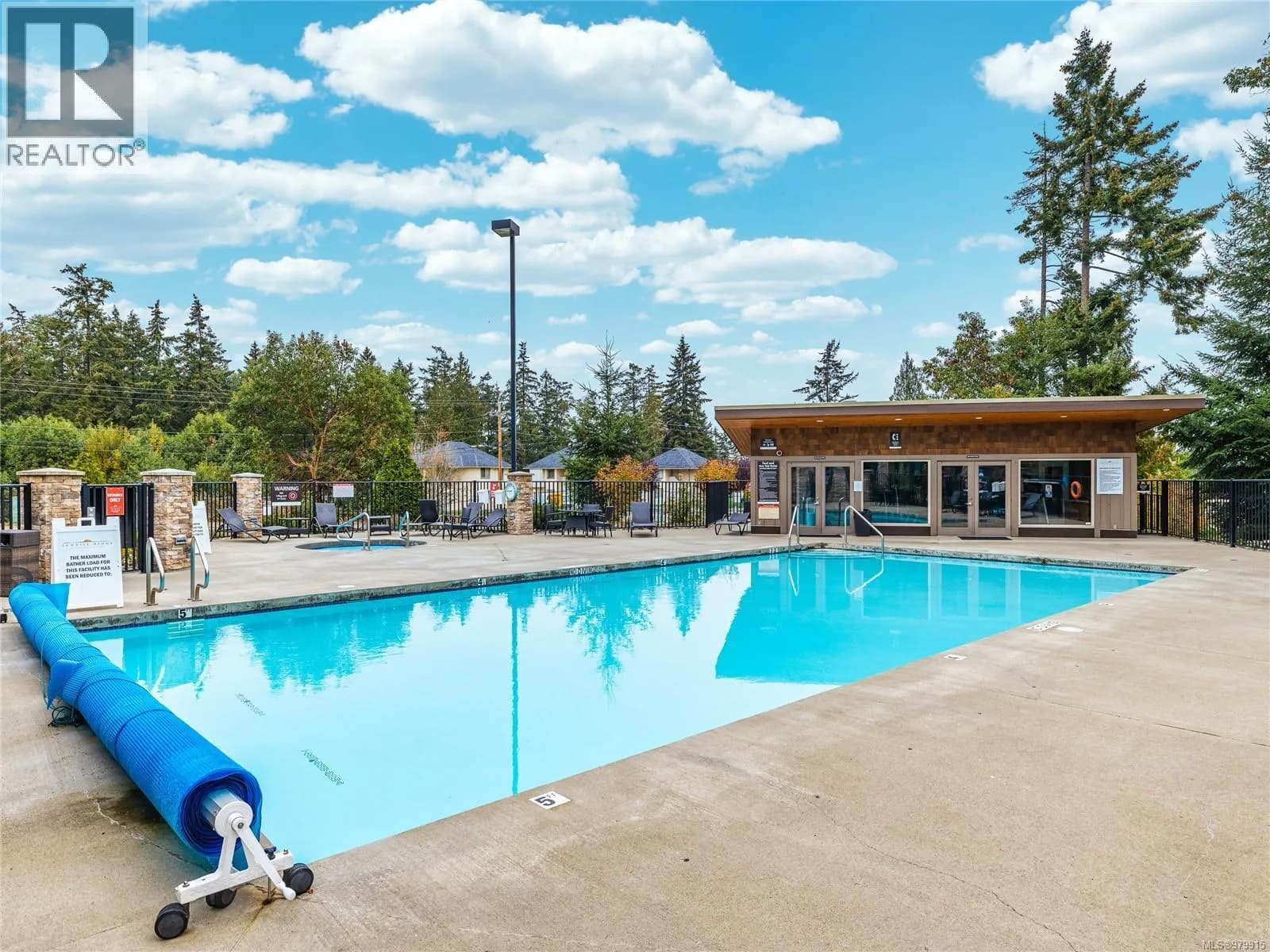 #106 1175 Resort Dr, Parksville, BC photo 1