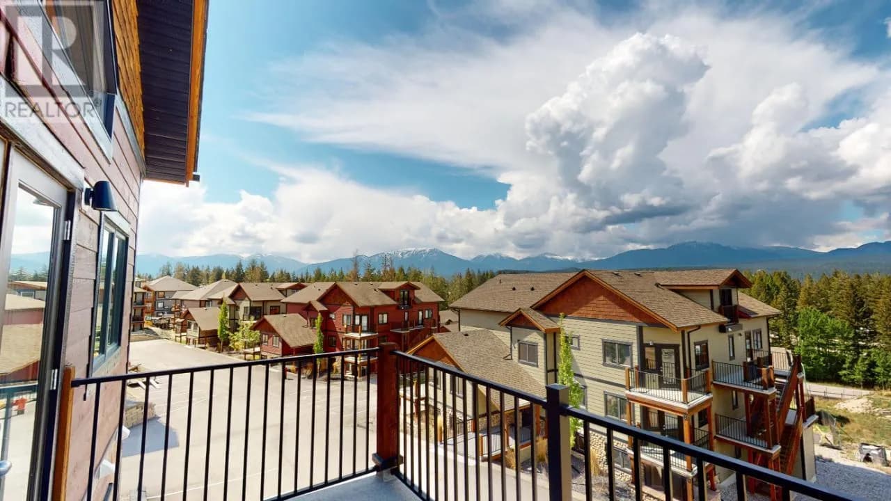 7291 PROSPECTOR Avenue, Radium Hot Springs