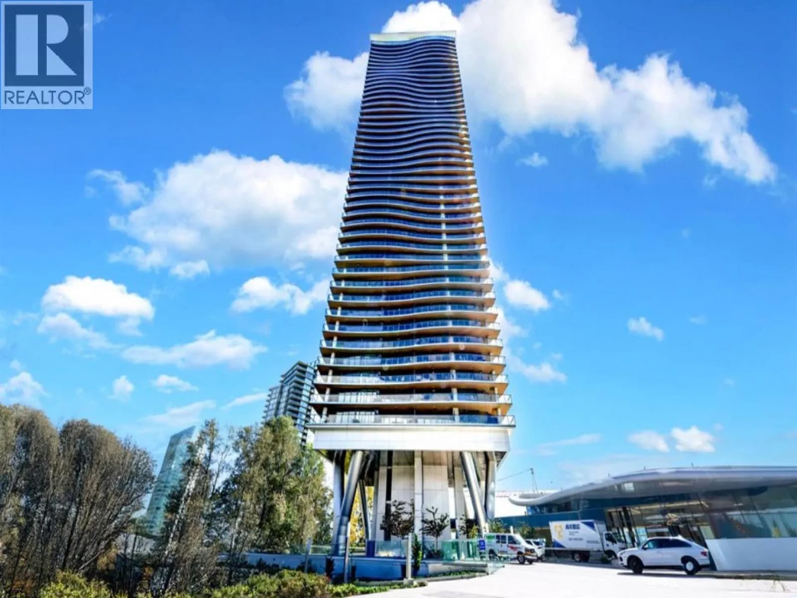 #1601 4890 LOUGHEED HIGHWAY, Burnaby, BC photo 2