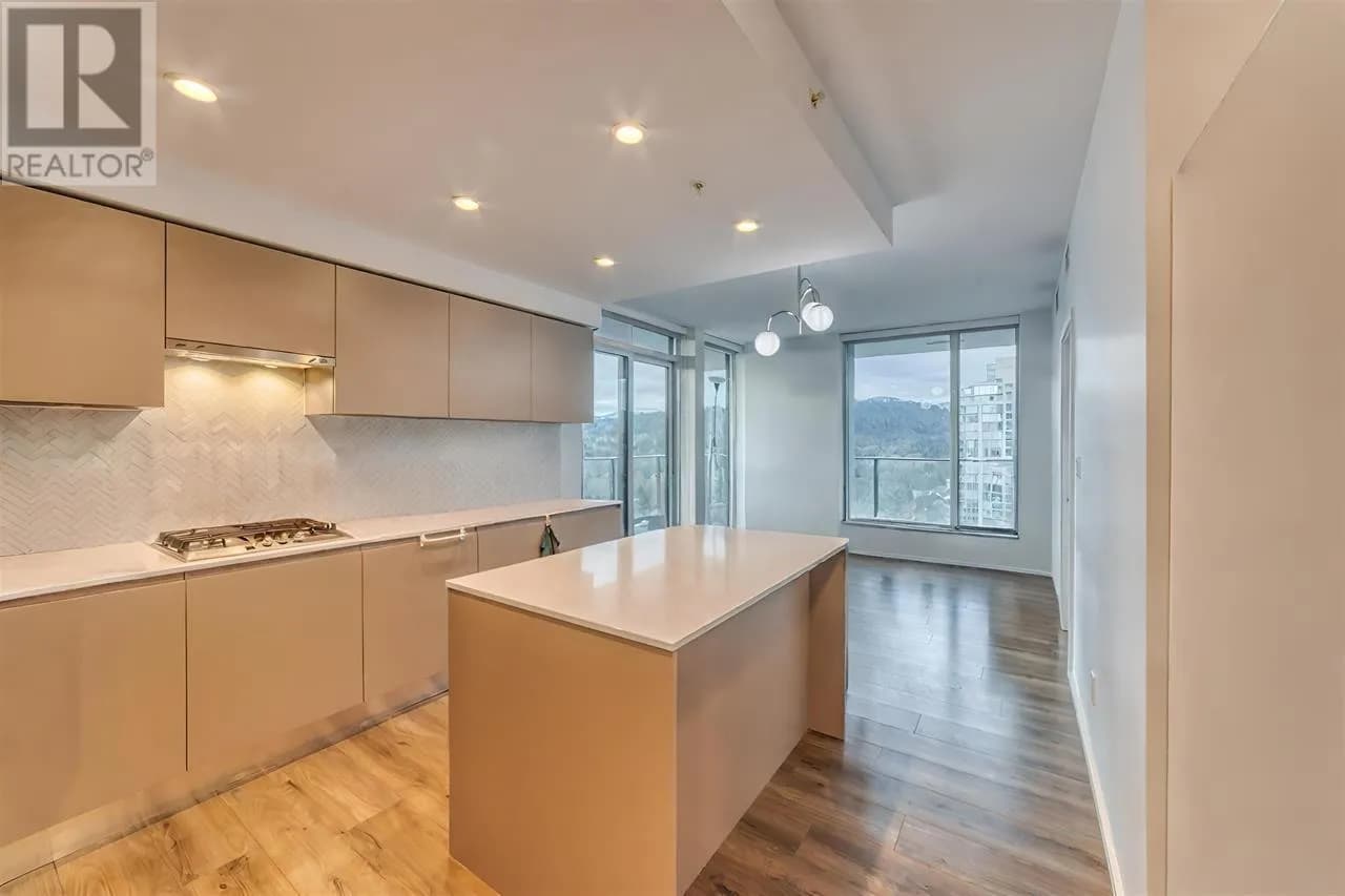 #2710 3809 EVERGREEN PLACE, Burnaby, BC photo 2