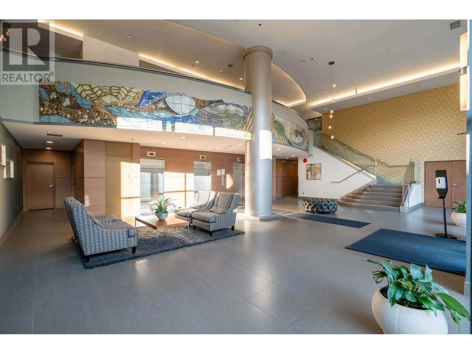 #604 1500 HOWE STREET, Vancouver, BC photo 4