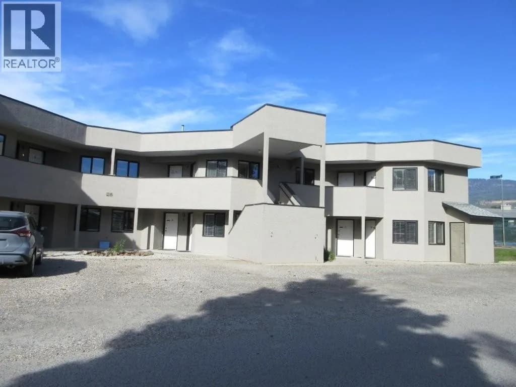 415 Commonwealth Road, Kelowna