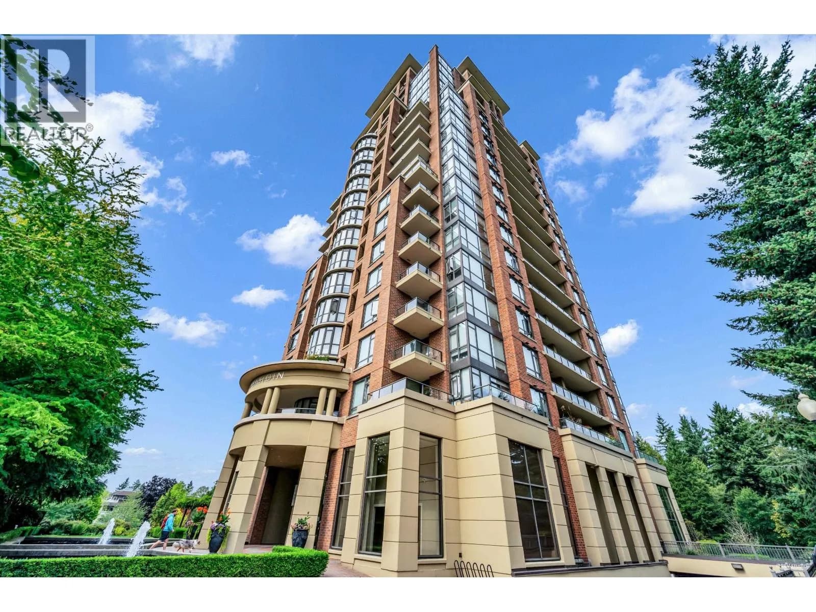 #1701 6833 STATION HILL DRIVE, Burnaby, BC photo 2