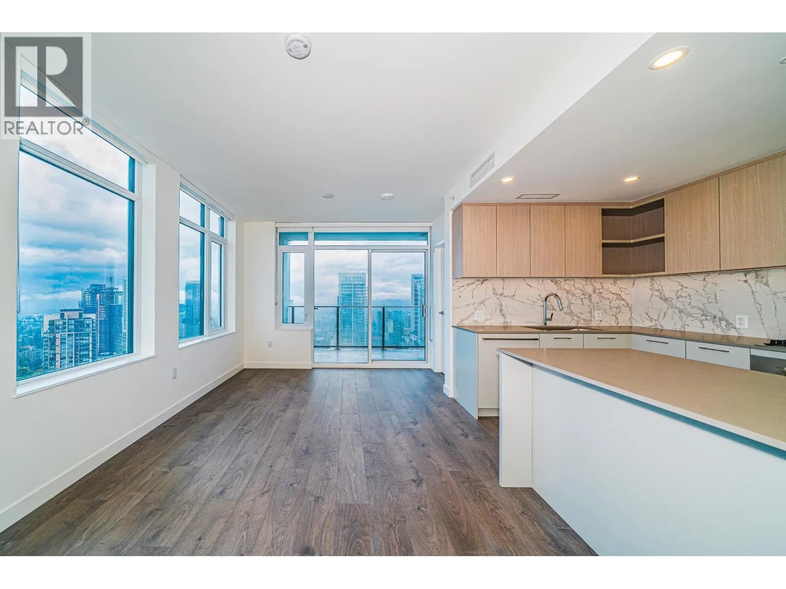6468 WILLINGDON AVENUE, Burnaby