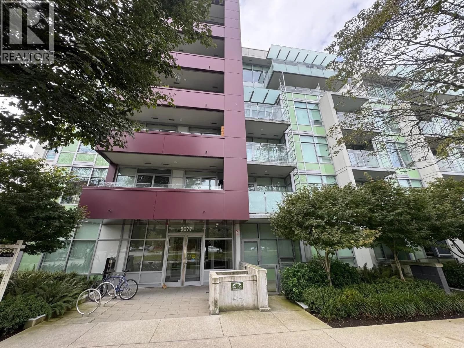 35 Park West, 5077 Cambie Street, Vancouver