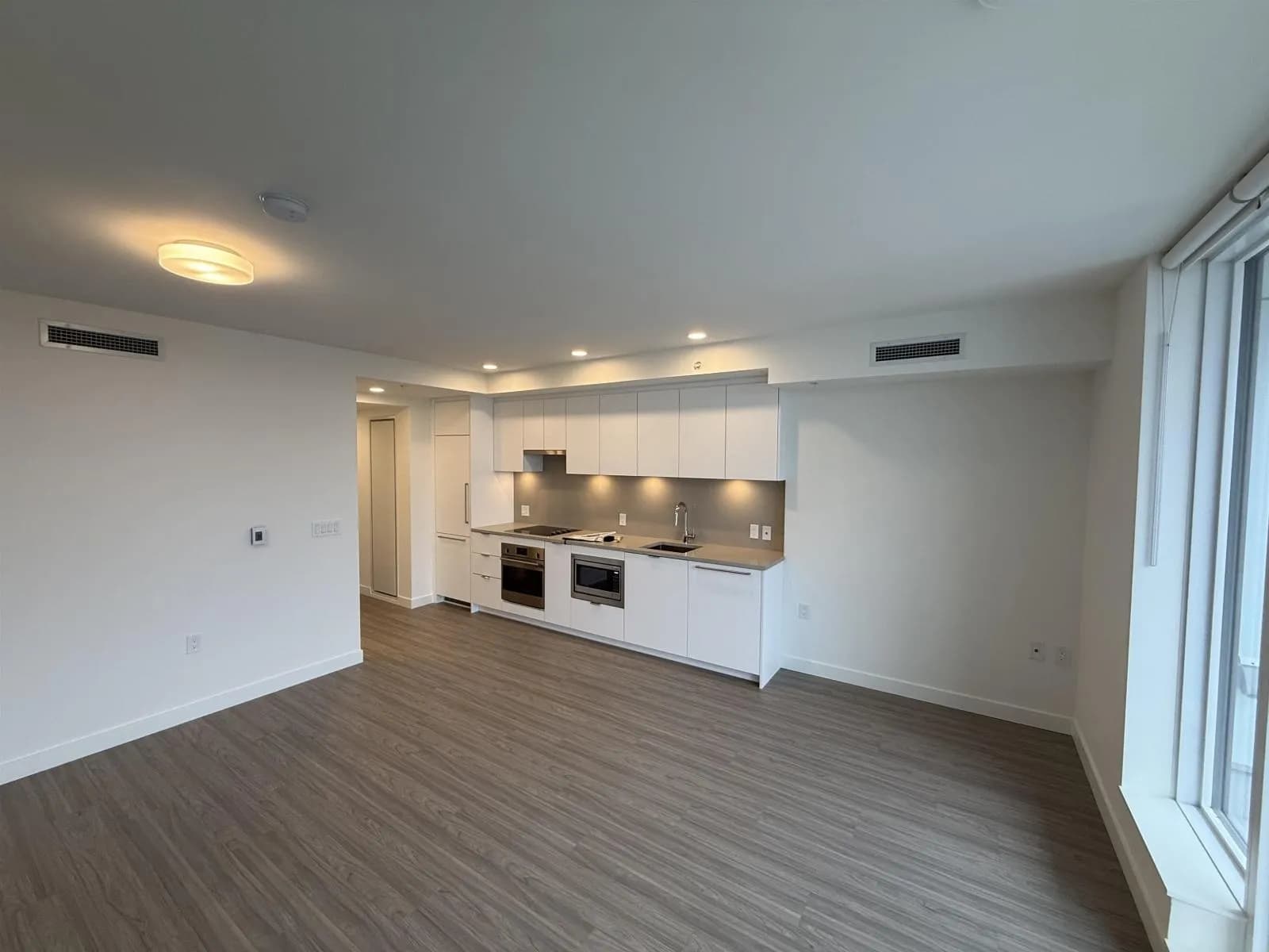 #1510 13675 107A AVENUE, Surrey, BC photo 3