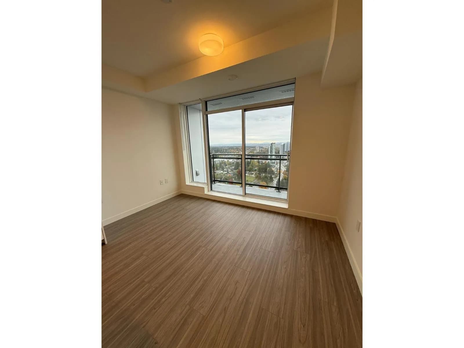 #3403 13675 107A AVENUE, Surrey, BC photo 3