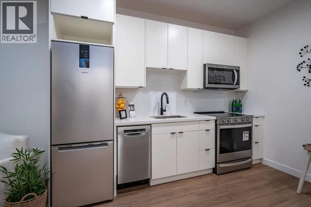 #209 514 VICTORIA Street, Nelson, BC photo 4