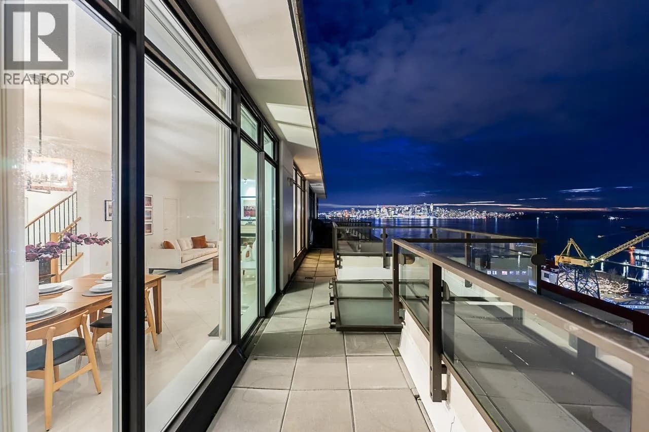 #PH3 162 VICTORY SHIP WAY, North Vancouver, BC photo 2