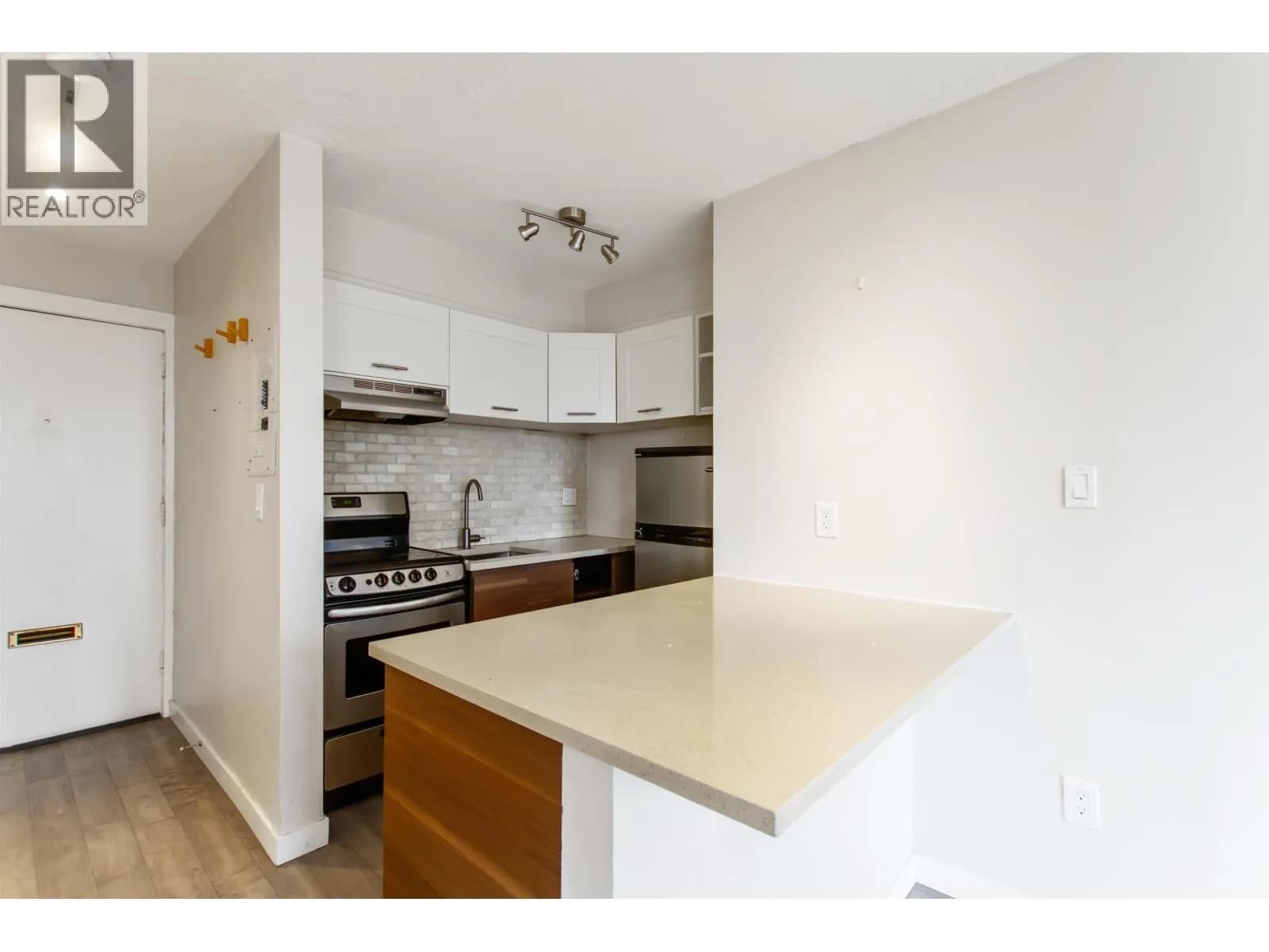 #308 1250 BURNABY STREET, Vancouver, BC photo 2