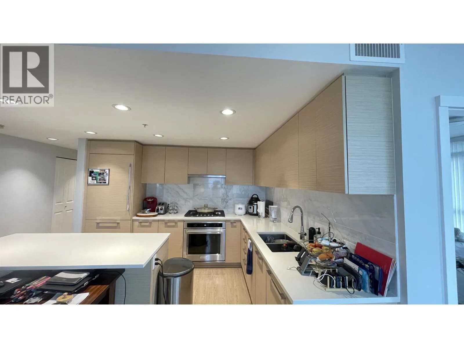 #1208 6700 DUNBLANE AVENUE, Burnaby, BC photo 4