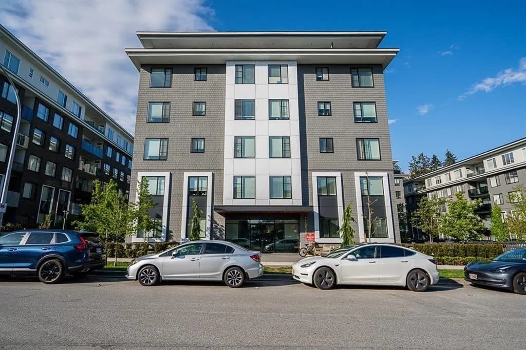 15825 85 AVENUE, Surrey