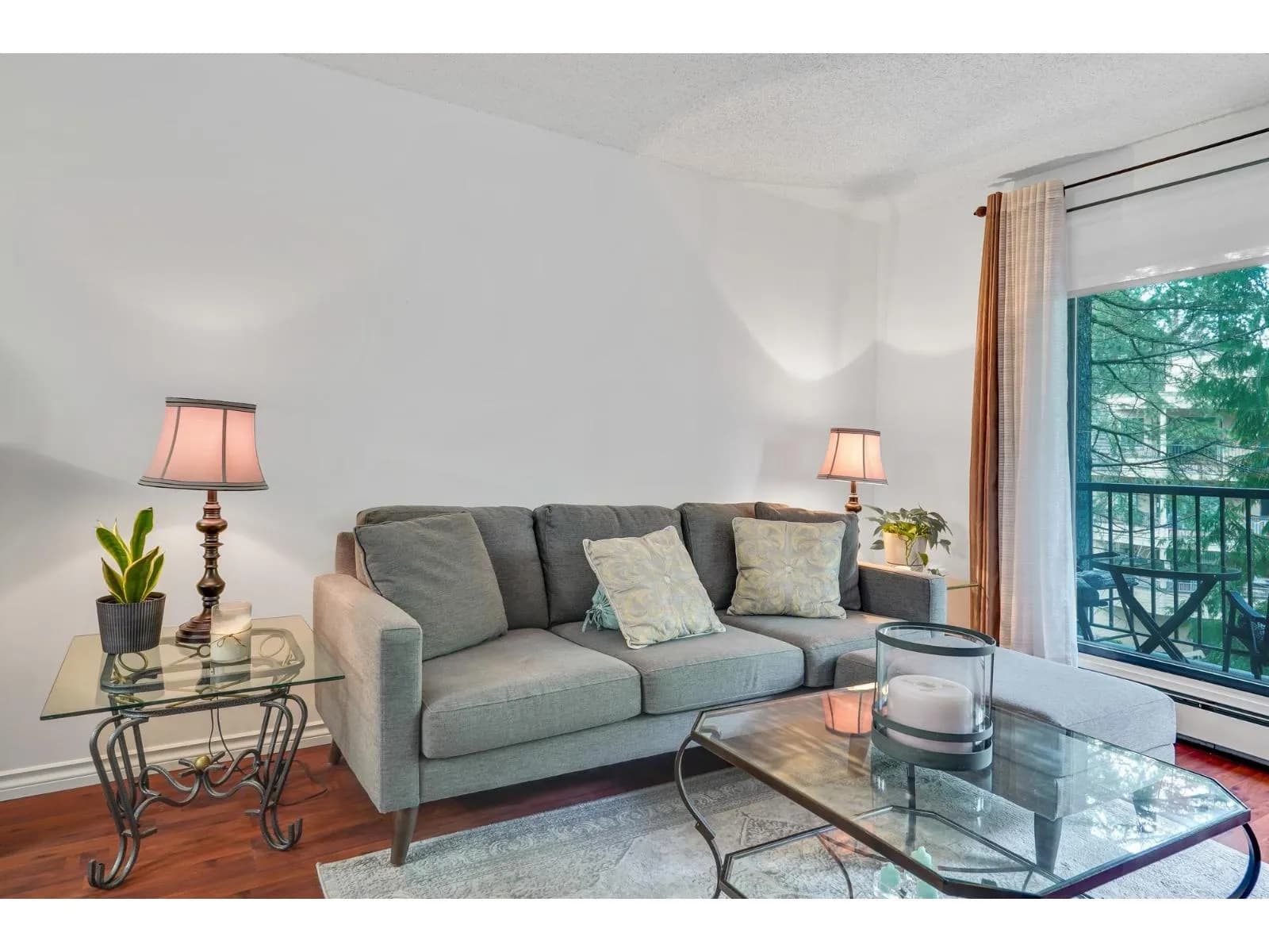 #203 1740 SOUTHMERE CRESCENT, Surrey, BC photo 3