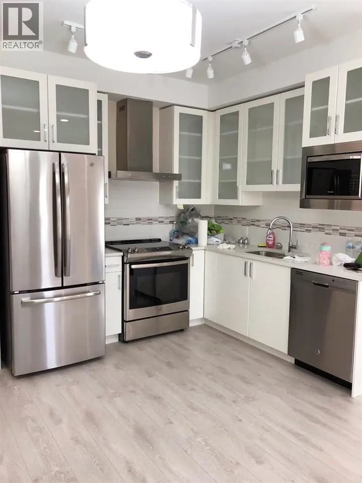 #203 4882 SLOCAN STREET, Vancouver, BC photo 4