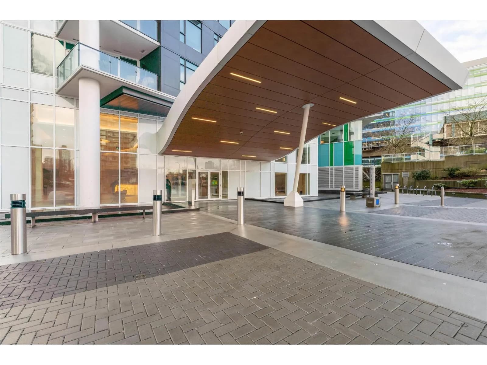 #1904 9887 WHALLEY BOULEVARD, Surrey, BC photo 3