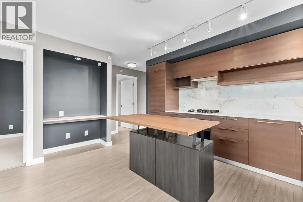 #2404 570 EMERSON STREET, Coquitlam, BC photo 4