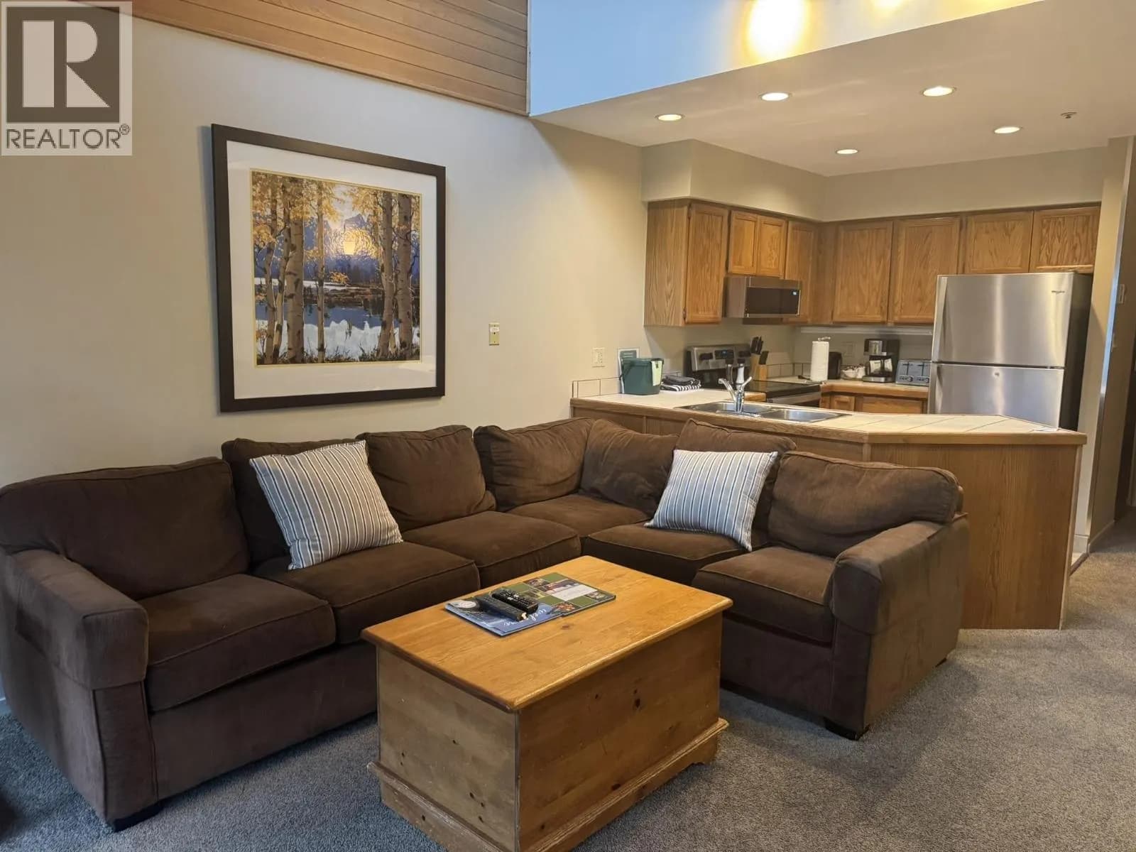 #207/307 4321 VILLAGE GATE (WEEK 9) BOULEVARD, Whistler, BC photo 5