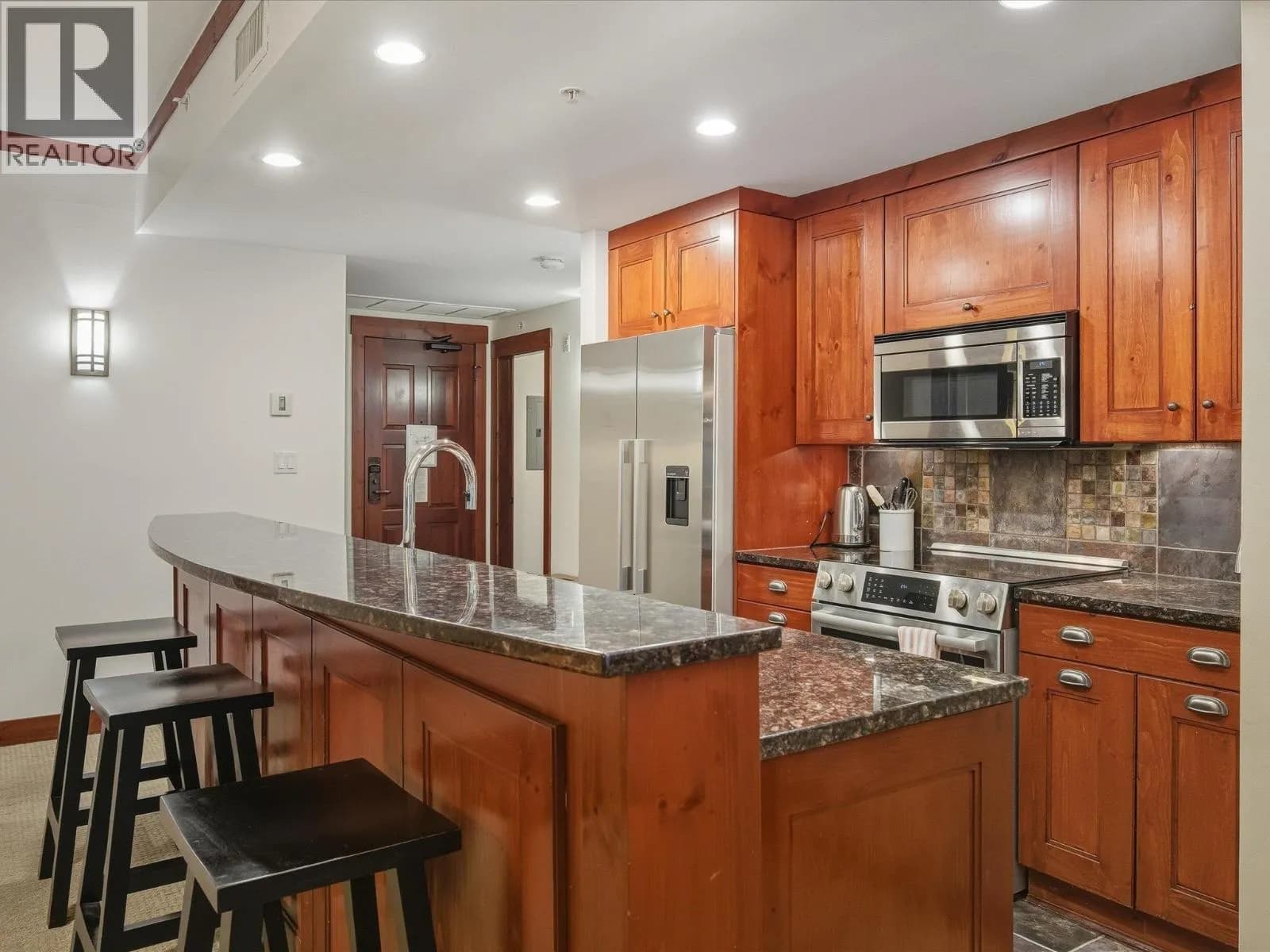 #221 2202 GONDOLA WAY, Whistler, BC photo 5