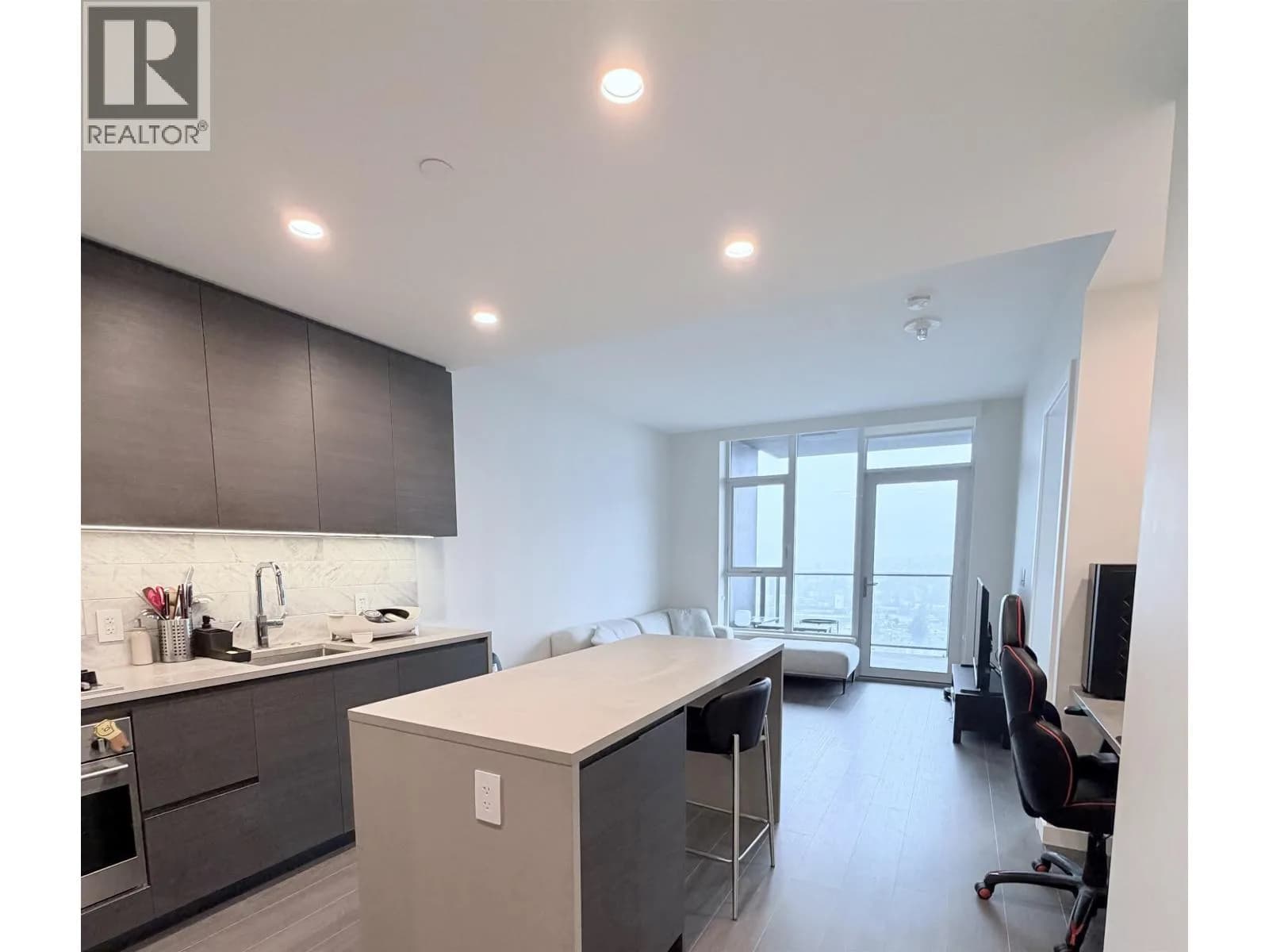 2108 GILMORE AVENUE, Burnaby