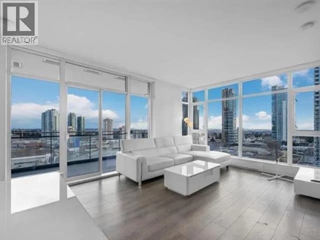 4688 KINGSWAY, Burnaby
