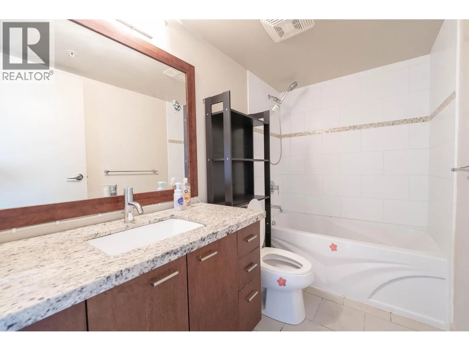 #603 8280 LANSDOWNE ROAD, Richmond, BC photo 4