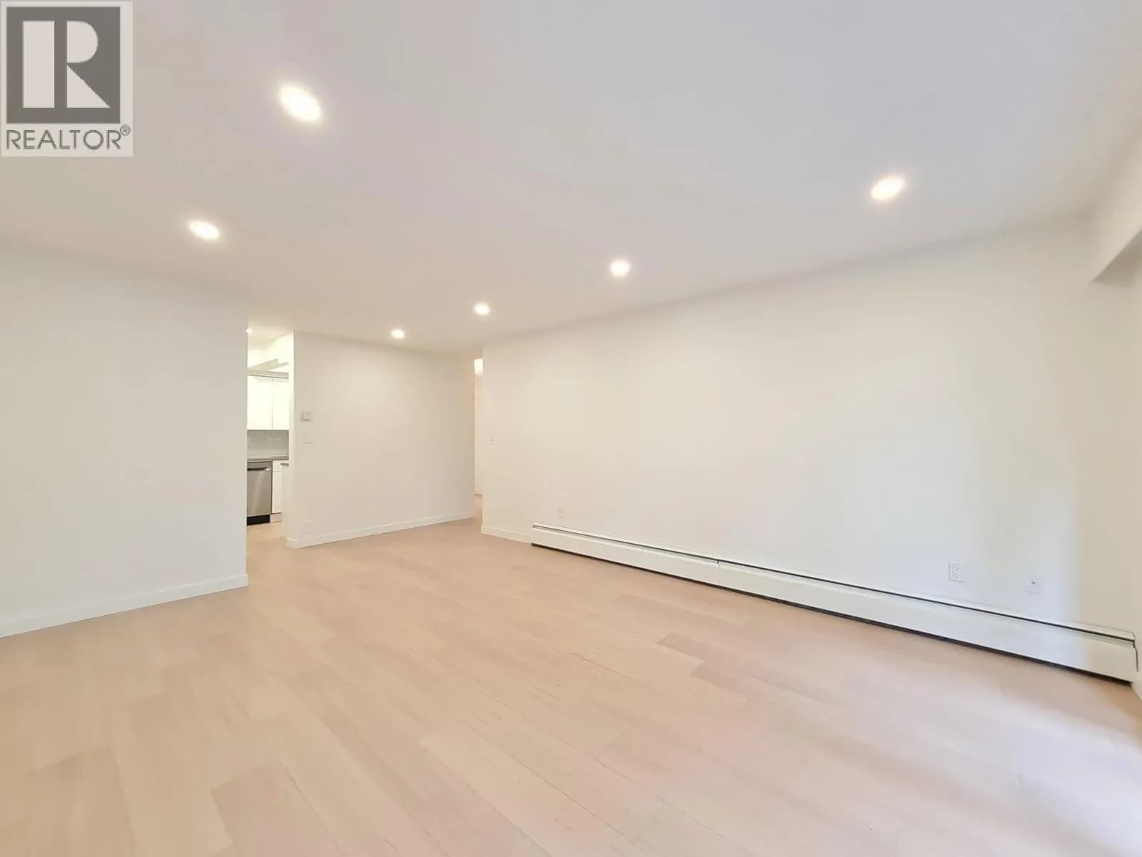 #107 6560 BUSWELL STREET, Richmond, BC photo 3