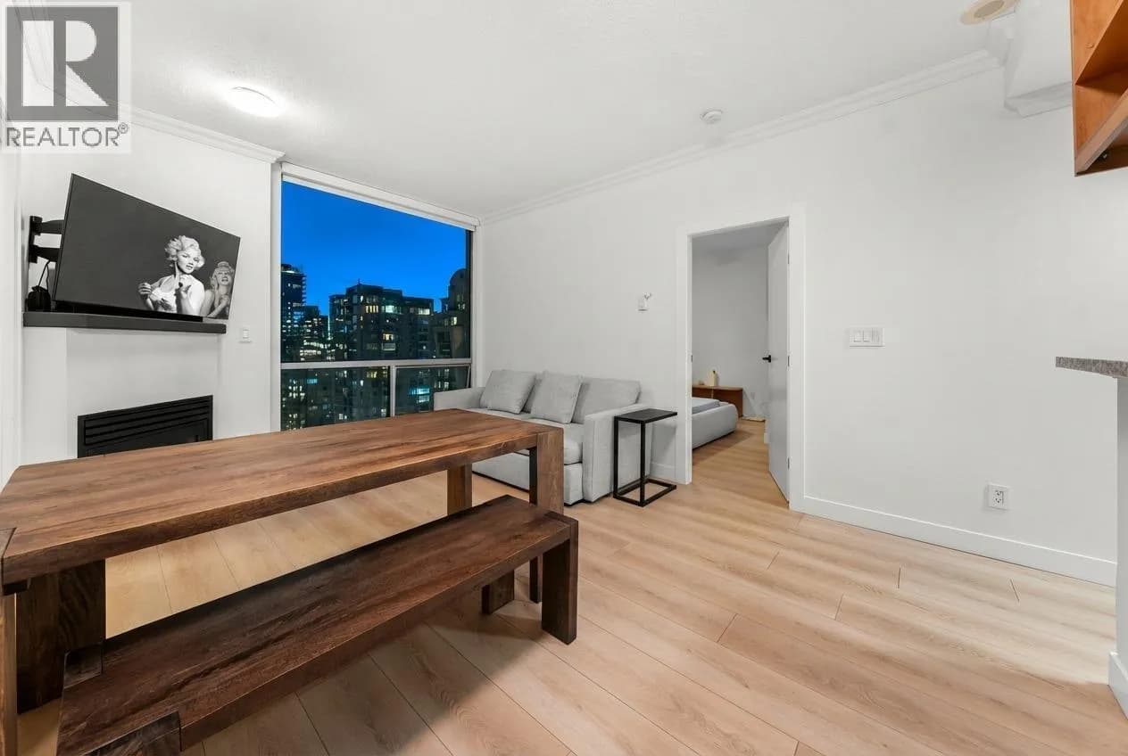 #1805 928 RICHARDS STREET, Vancouver, BC photo 3