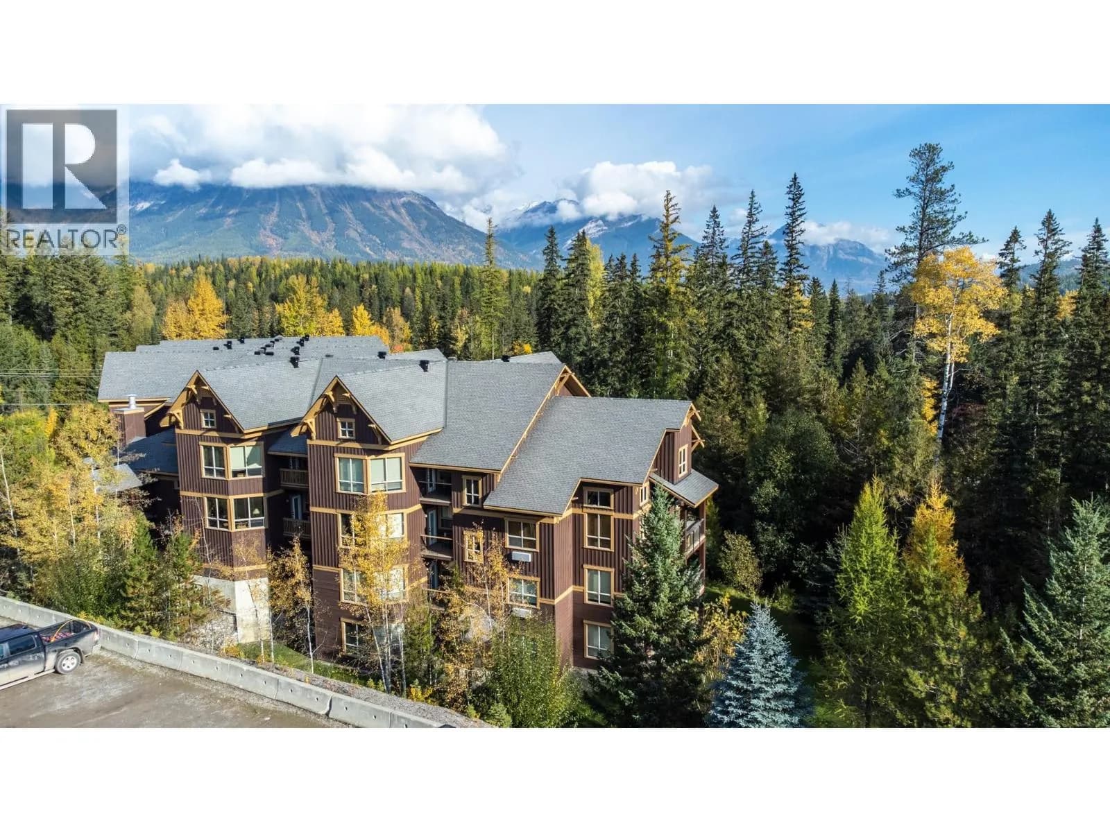 #631C 4559 TIMBERLINE Crescent, Fernie, BC photo 2