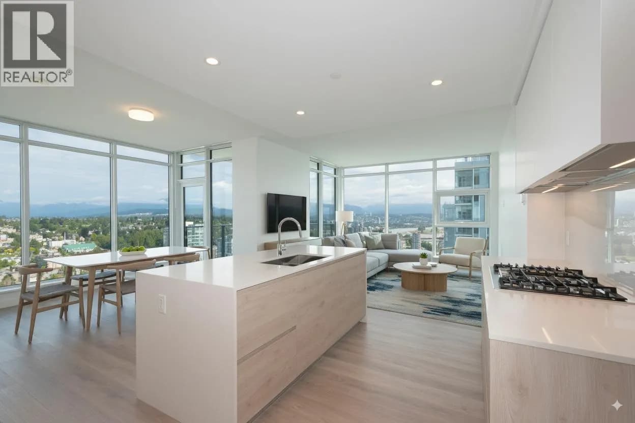 680 QUAYSIDE DRIVE, New Westminster