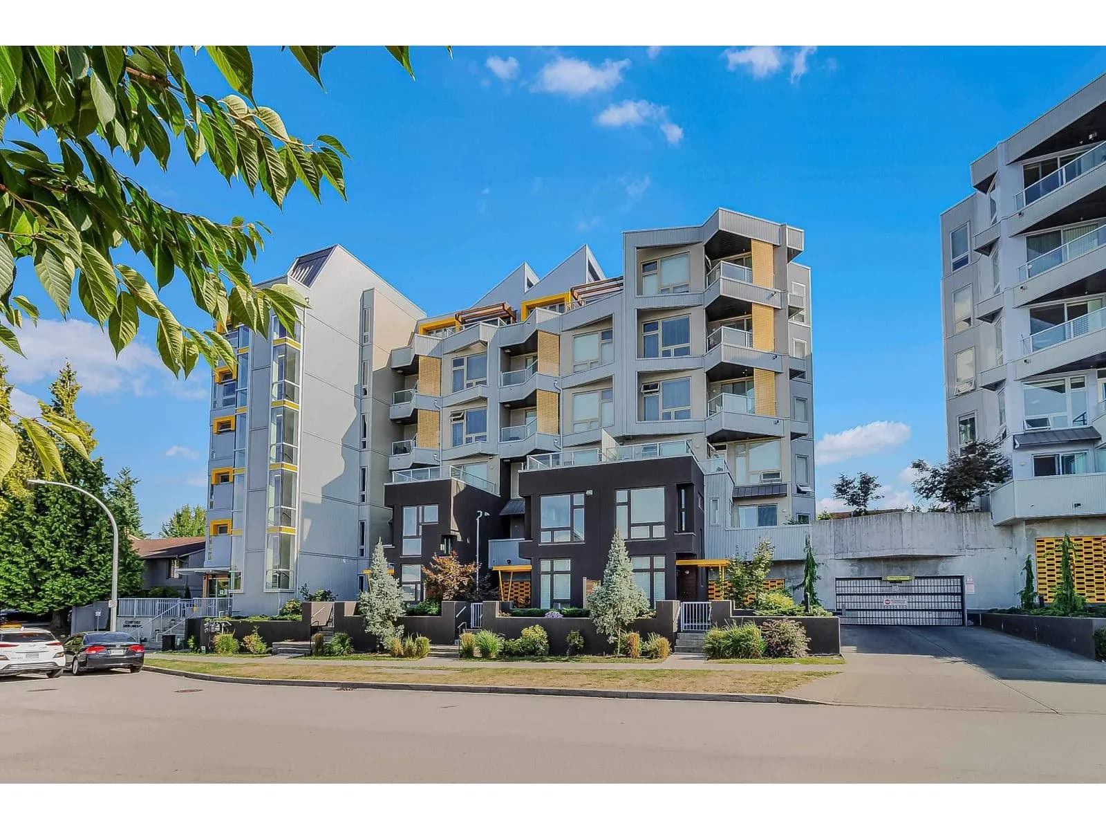 #305 32838 LANDEAU PLACE, Abbotsford, BC photo 1