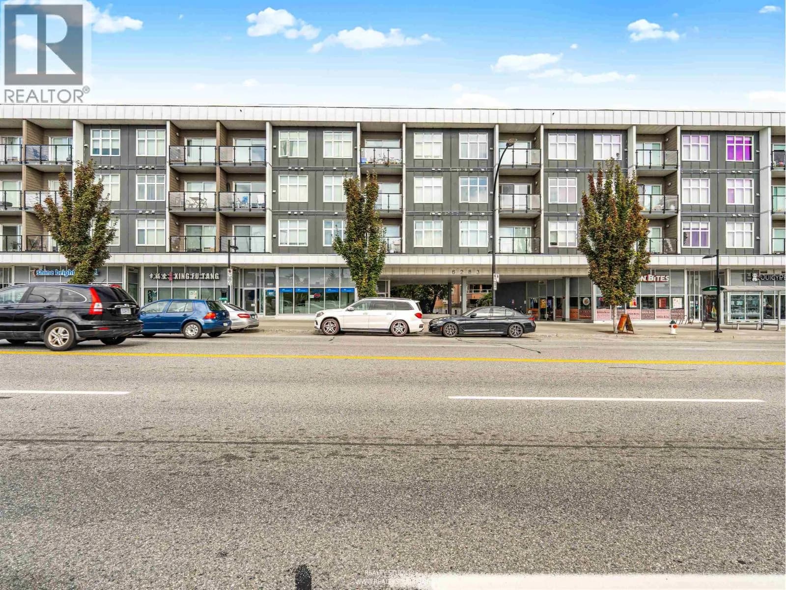 #226 6283 KINGSWAY AVENUE, Burnaby, BC photo 2
