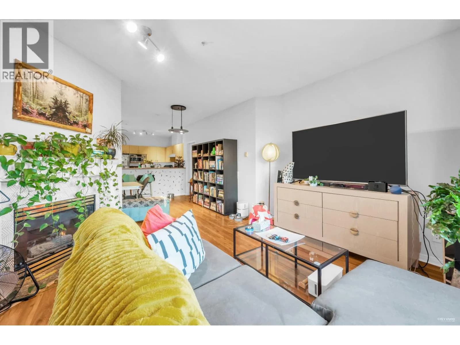 #213 83 STAR CRESCENT, New Westminster, BC photo 4