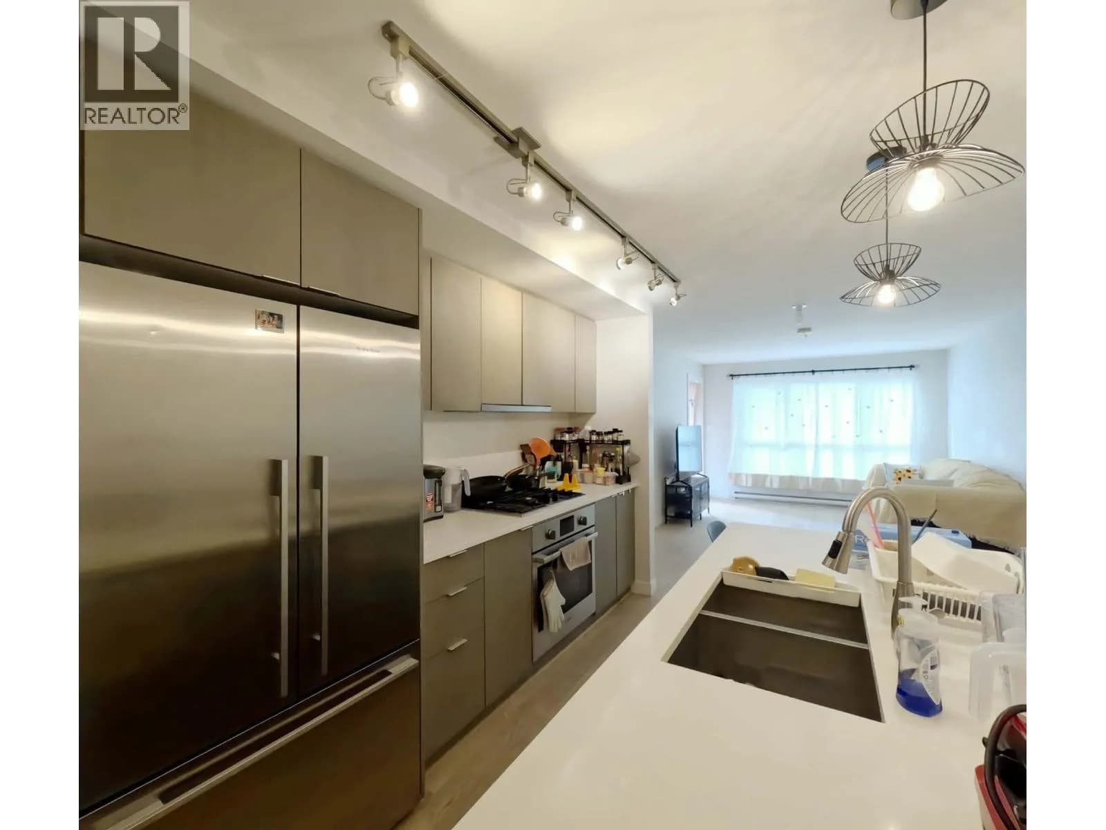 5555 DUNBAR STREET, Vancouver