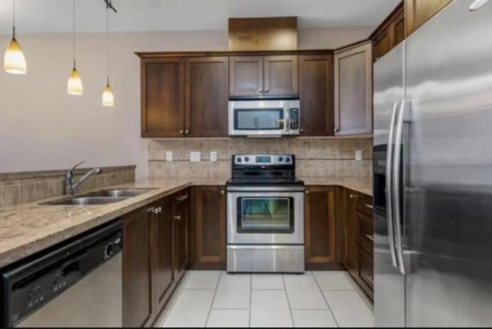 #603 14333 104 AVENUE, Surrey, BC photo 3