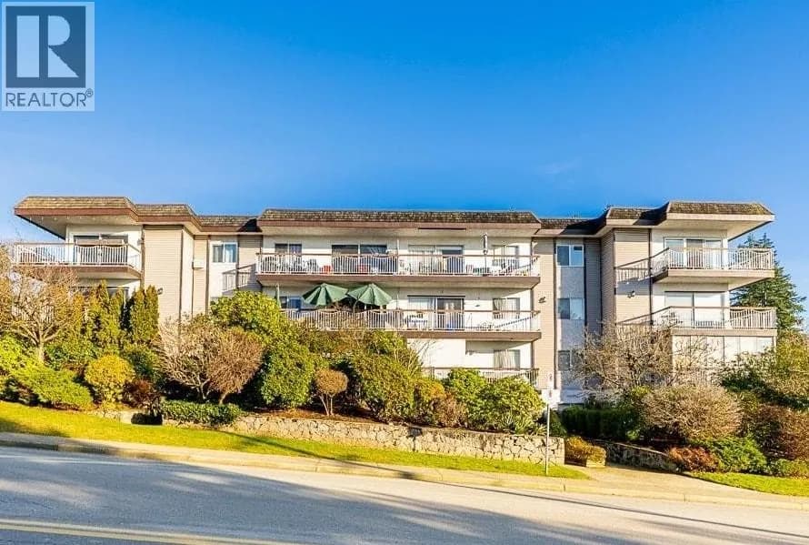 #318 3080 LONSDALE AVENUE, North Vancouver, BC photo 2