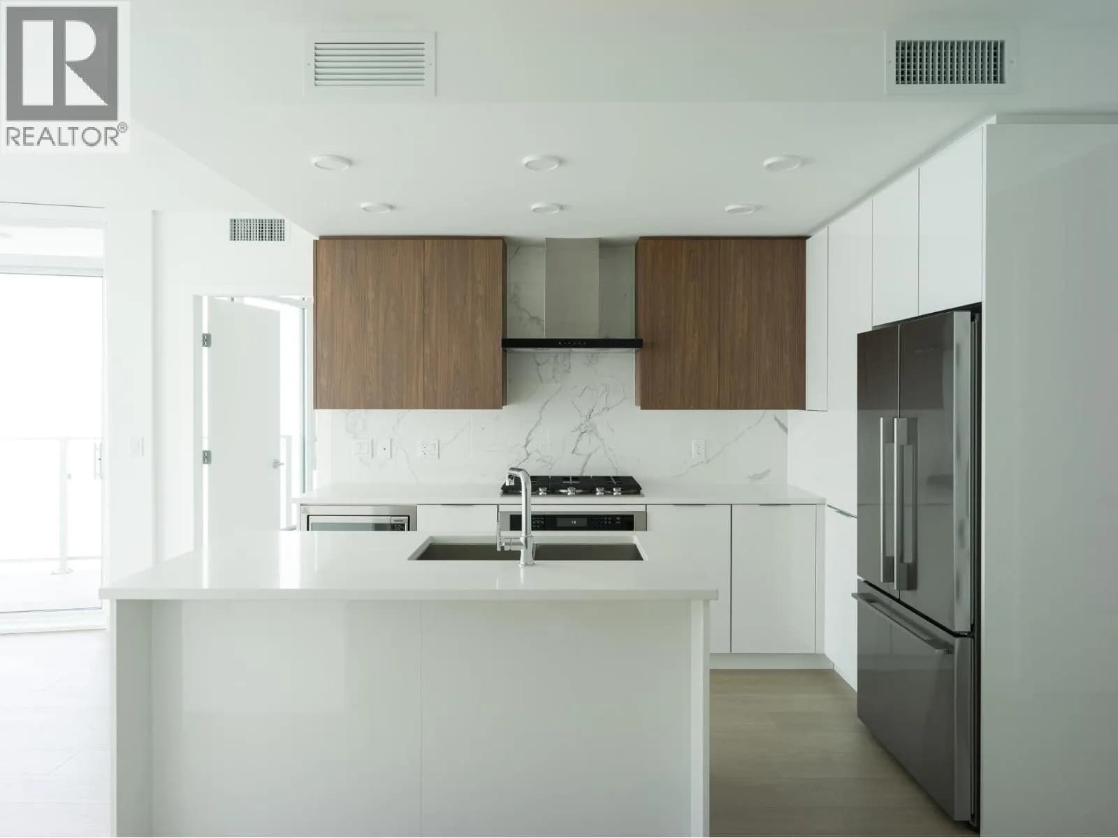 Azure At Southgate City, 7683 Park Crescent, Burnaby