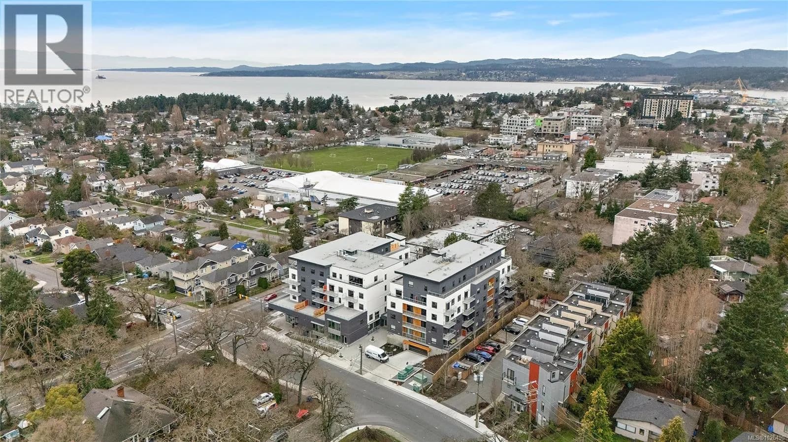1102 Esquimalt Rd, Esquimalt
