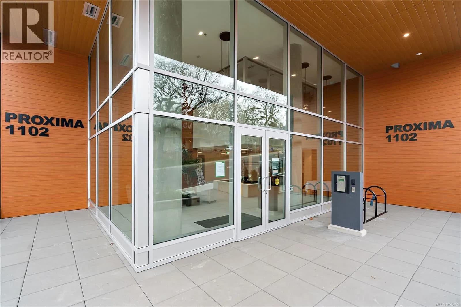 1102 Esquimalt Road, Esquimalt