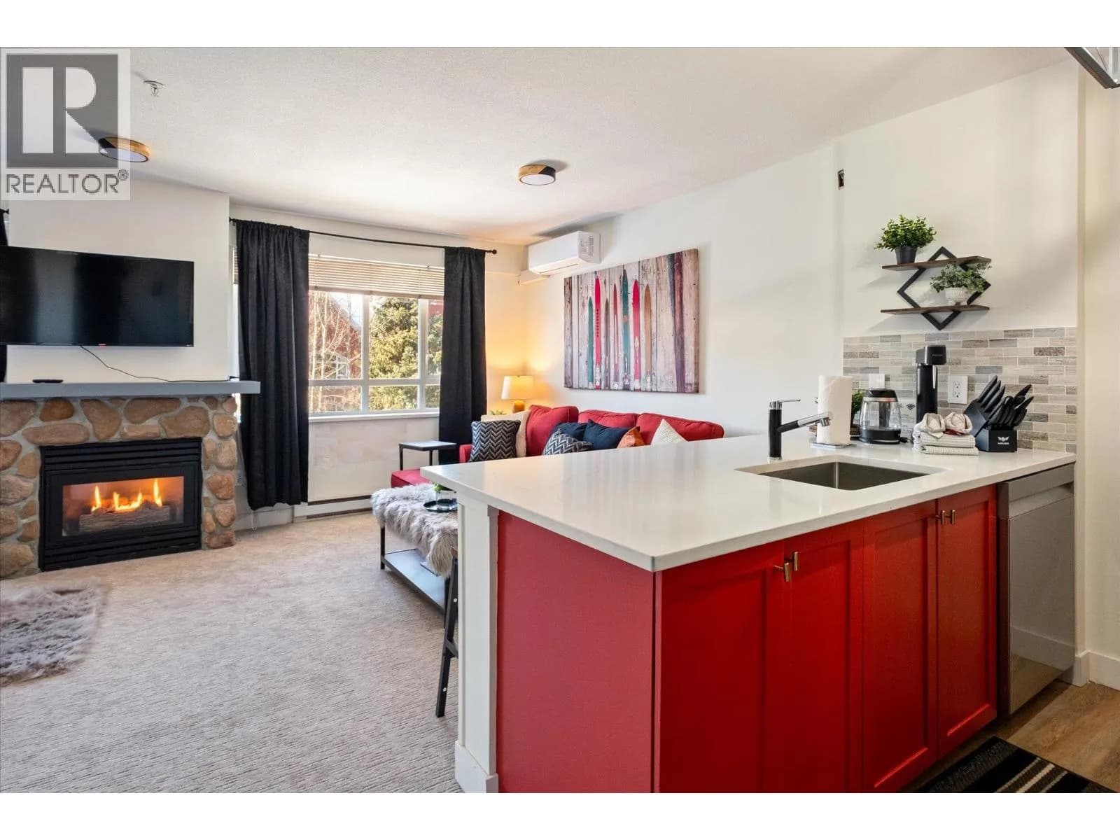 #425 4314 MAIN STREET, Whistler, BC photo 3