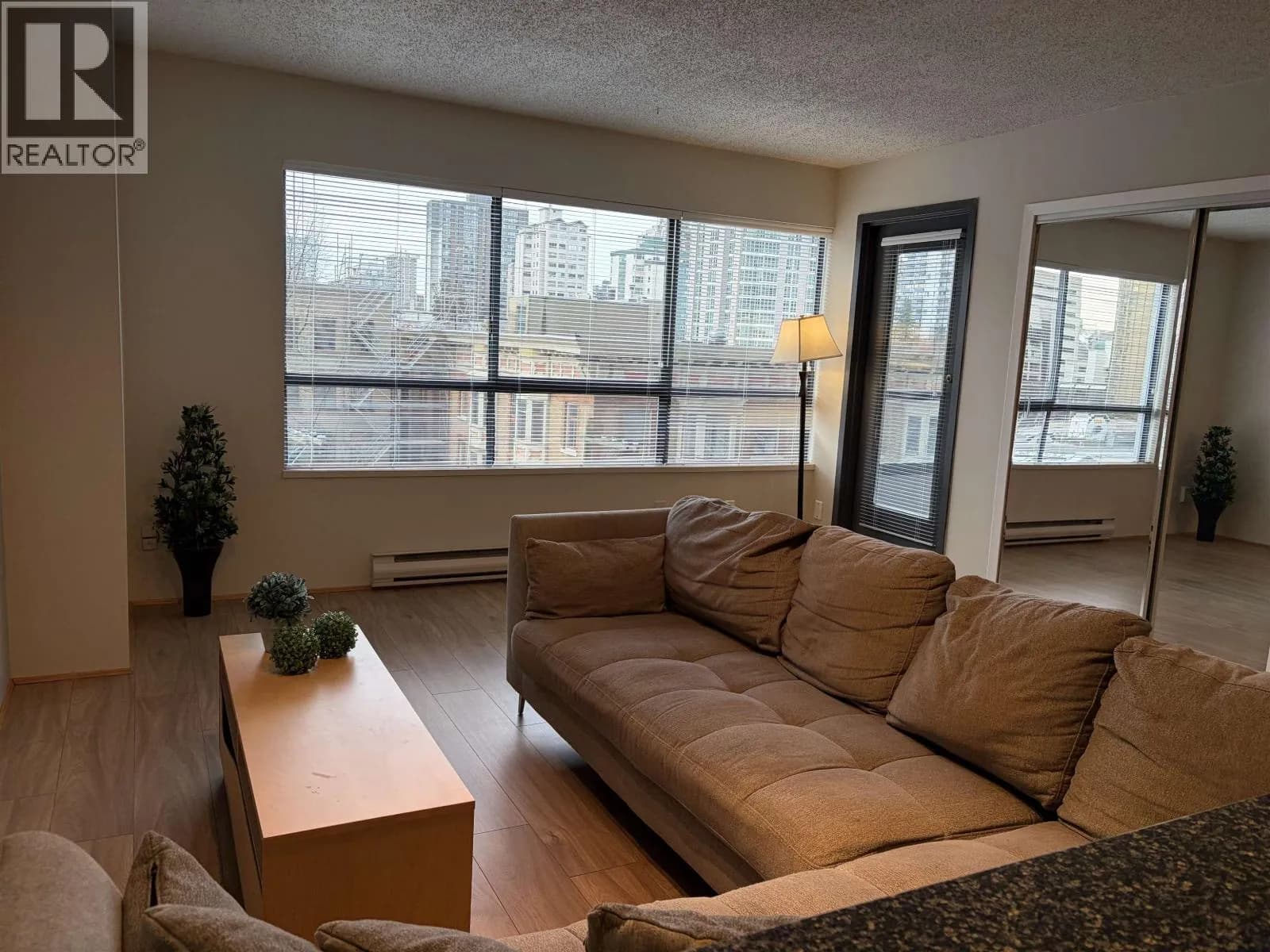 #510 1060 ALBERNI STREET, Vancouver, BC photo 2