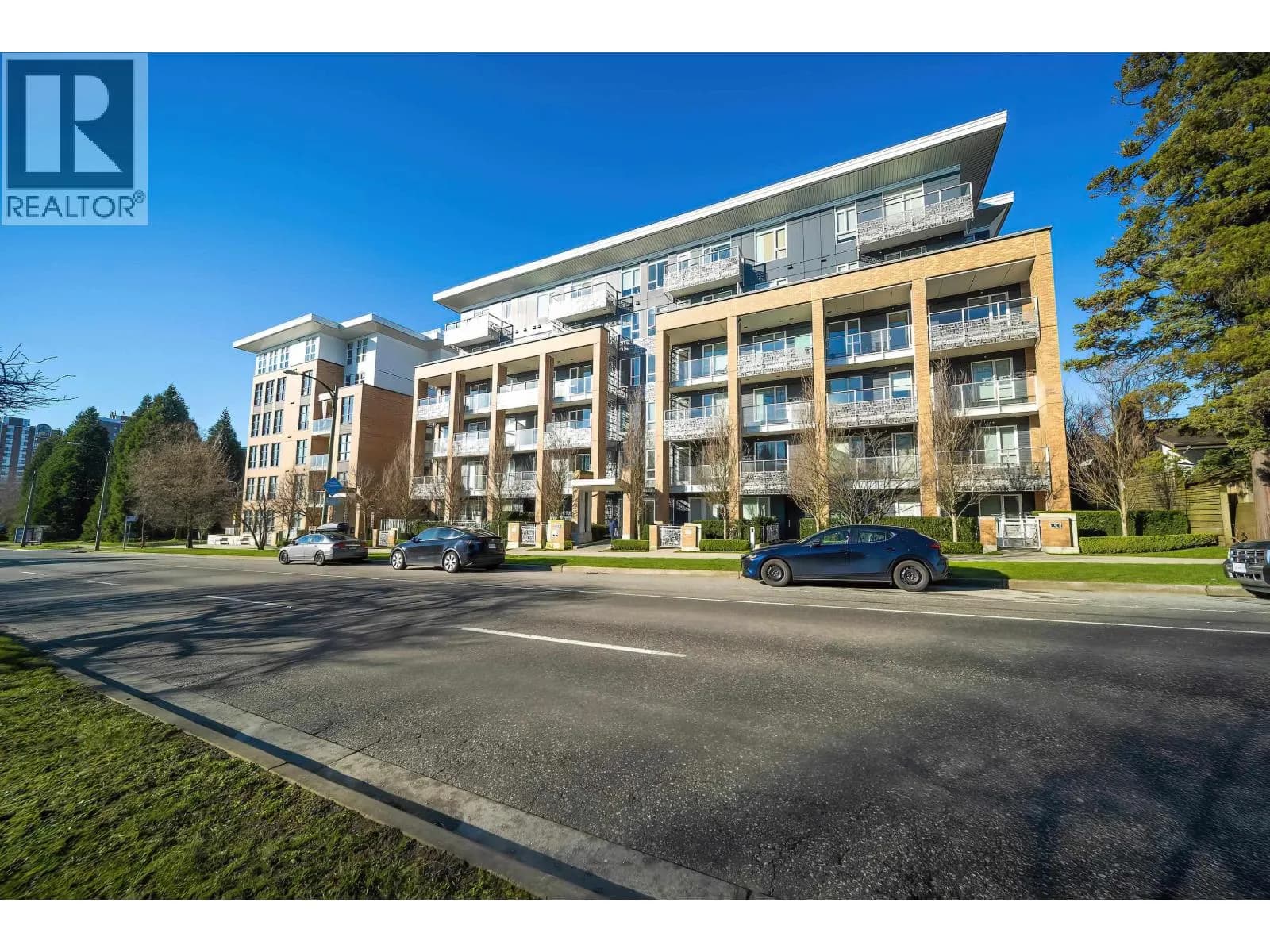 6933 CAMBIE STREET, Vancouver