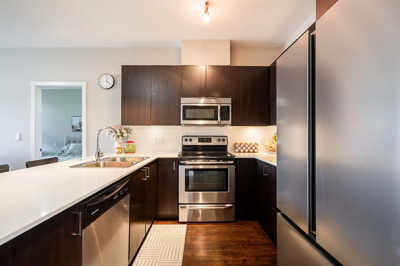 #309 20460 DOUGLAS CRESCENT, Langley, BC photo 2
