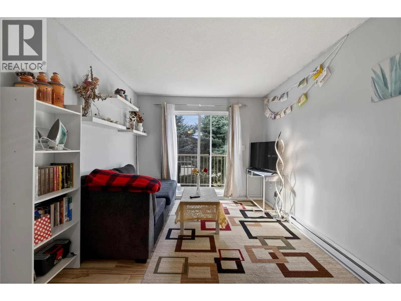 #215 3304 35th Avenue, Vernon, BC photo 4