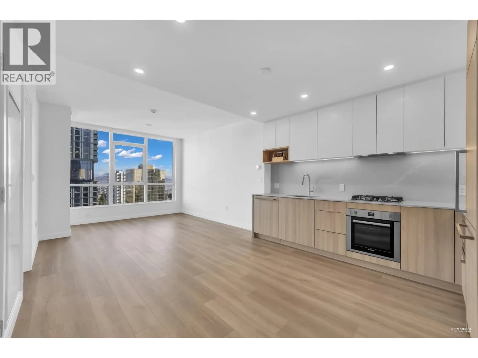 #1702 6087 WILSON AVENUE, Burnaby, BC photo 5