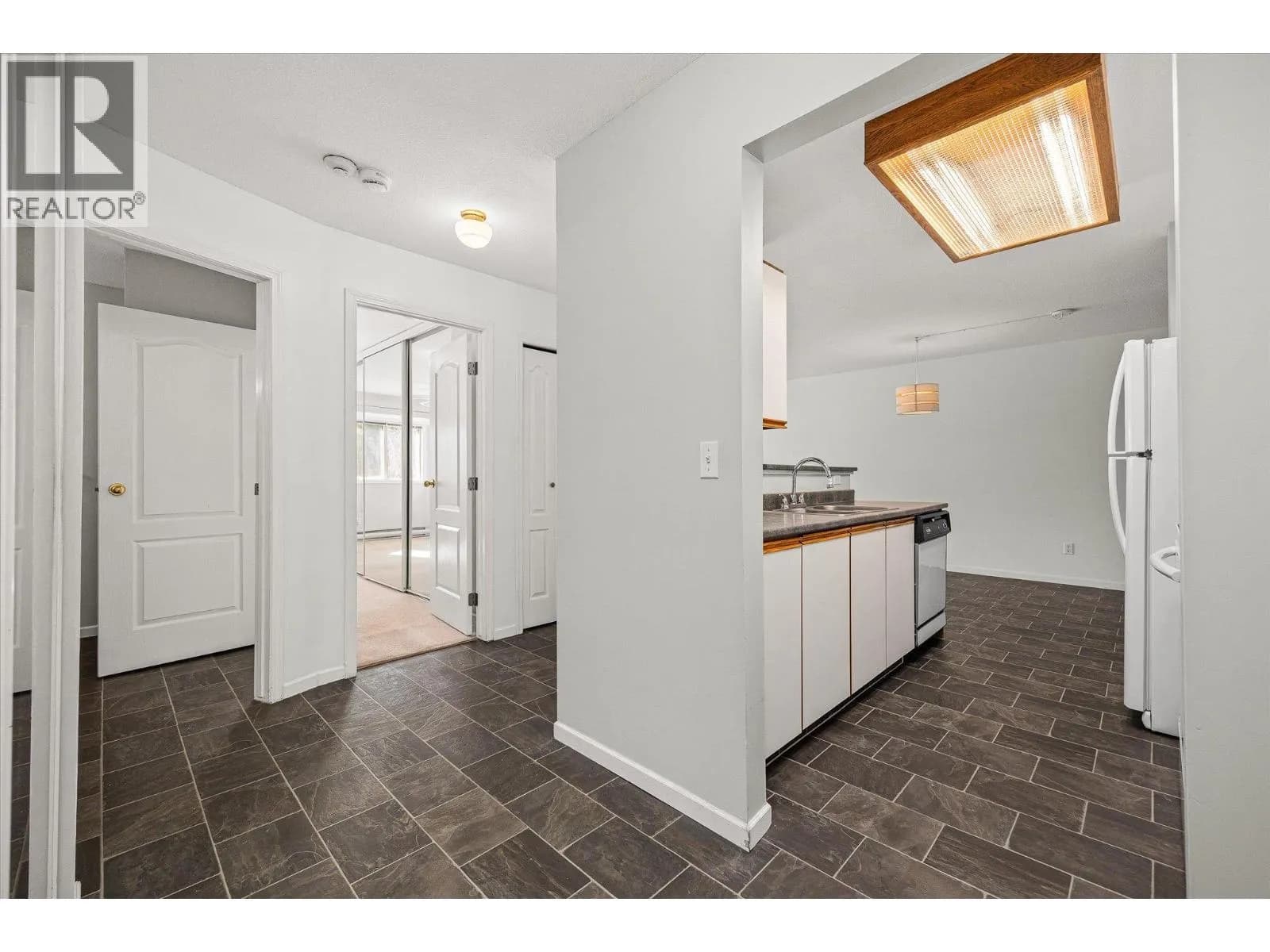#406 780 Houghton Road, Kelowna, BC photo 5