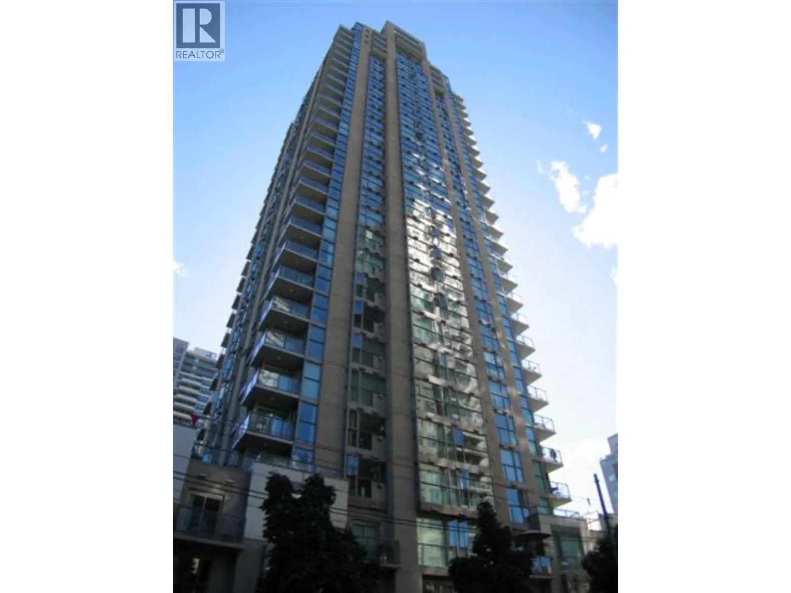 928 RICHARDS STREET, Vancouver