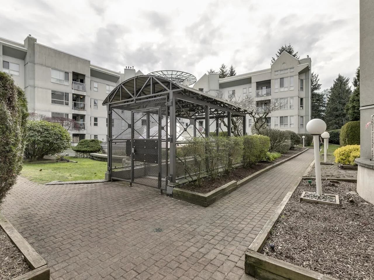 #404 2585 WARE STREET, Abbotsford, BC photo 3